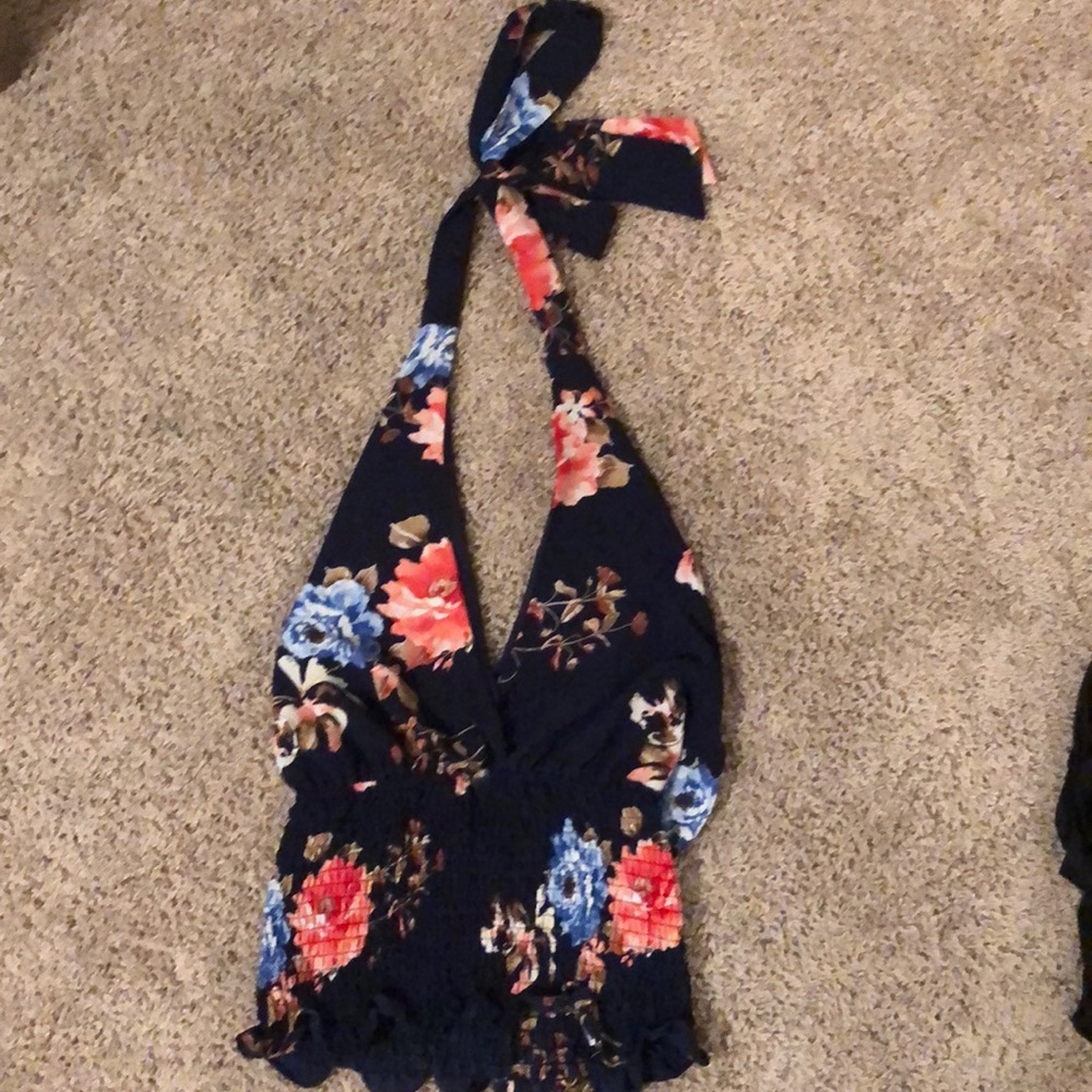 halter crop too